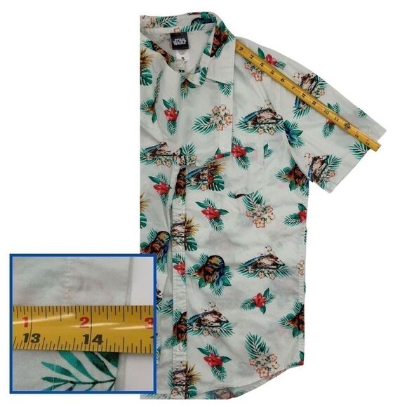 Star Wars Chewbacca Hawaiian Collared Button Up Short Sleeve Mens Sz SM Shirt - Picture 6 of 7